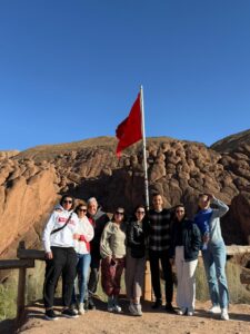Marocco per gli italiani, turisti alle formazioni rocciose Monkey Fingers
