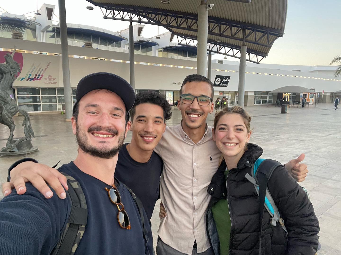 Airport pickup with a Navigate Morocco guide
