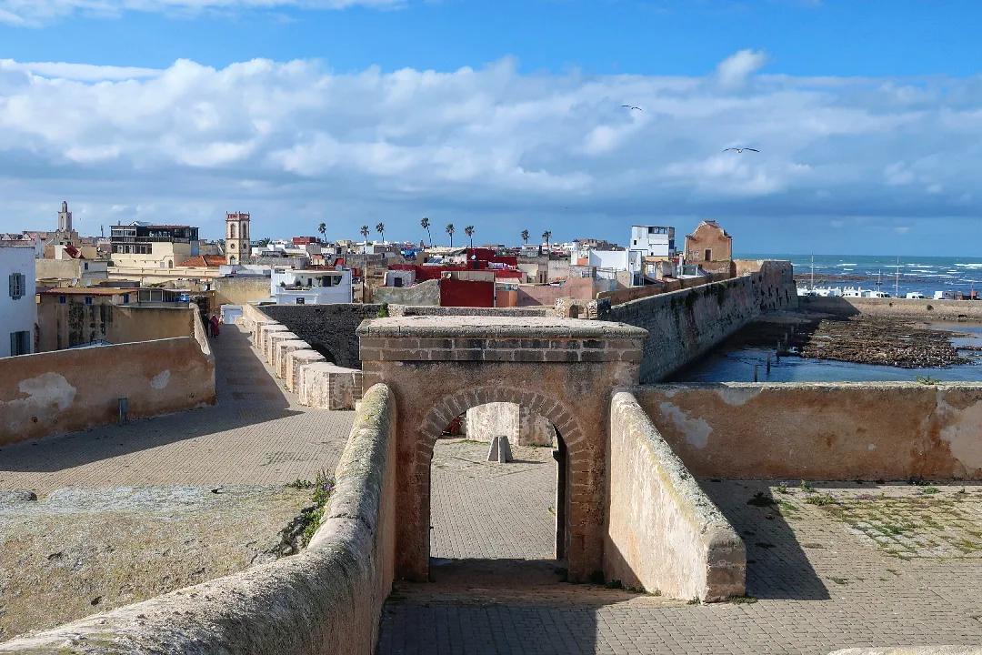 An arch and footbridge over the walls of the Portuguese city of Mazagan in El Jadida